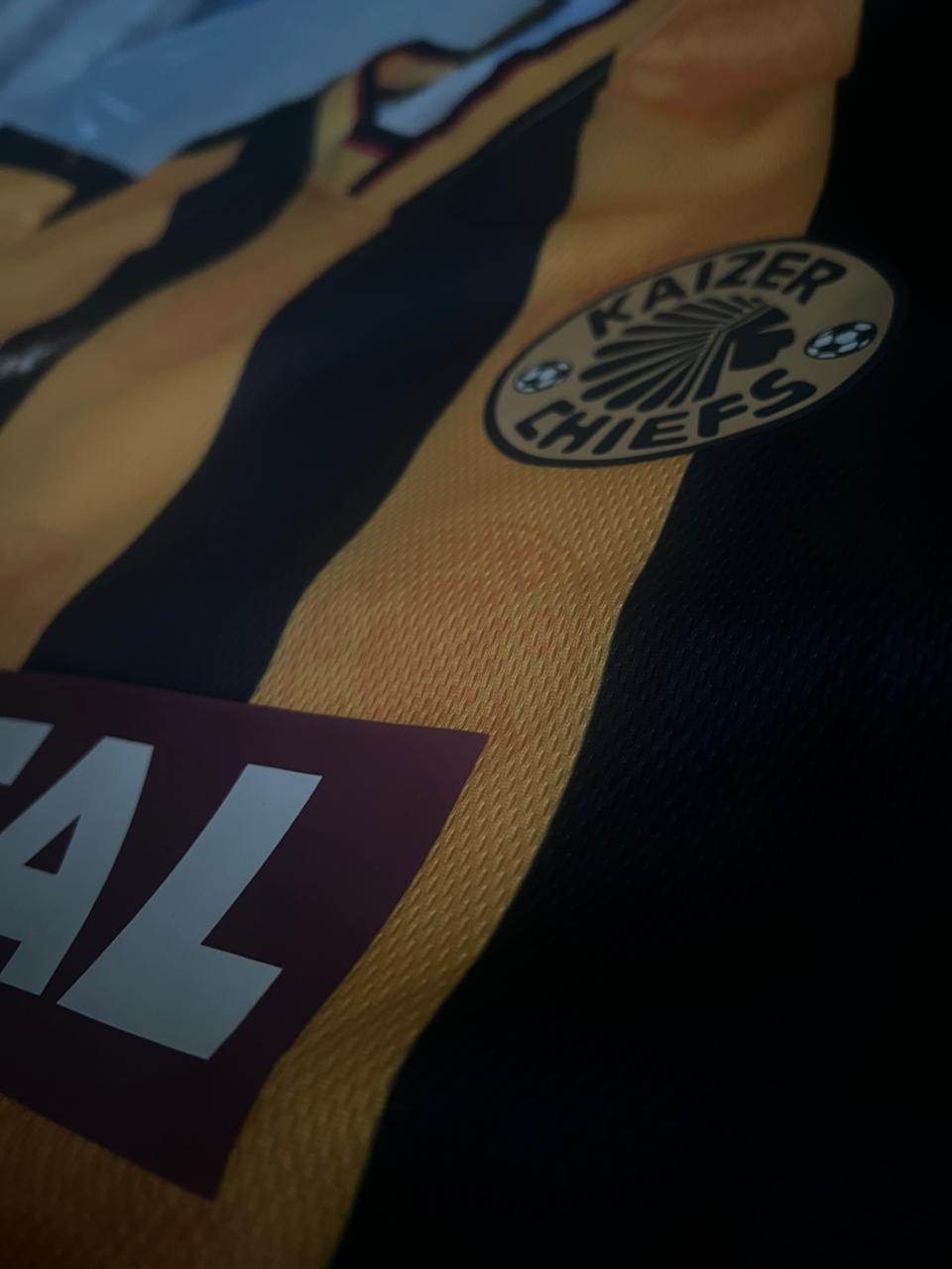 1998 Kaizer Chiefs Home Jersey(Large)